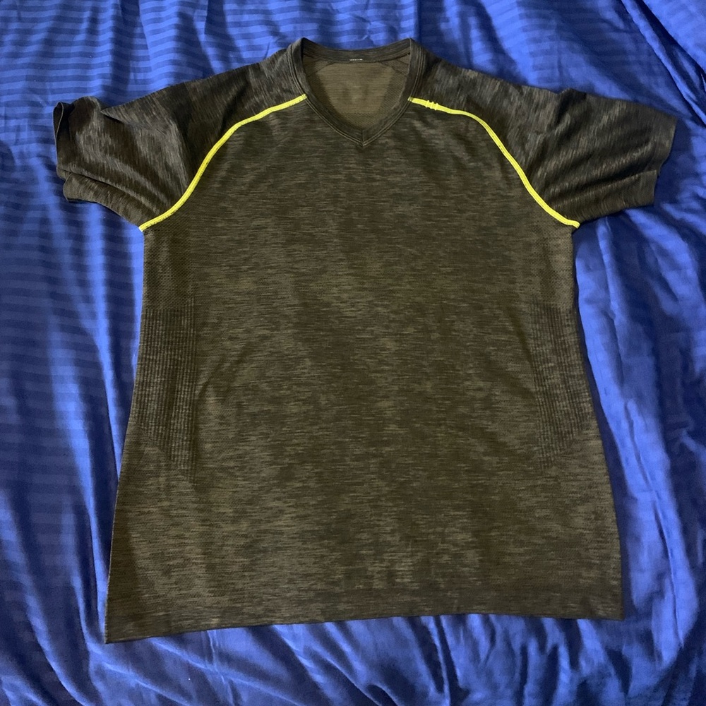 Lululemon v neck